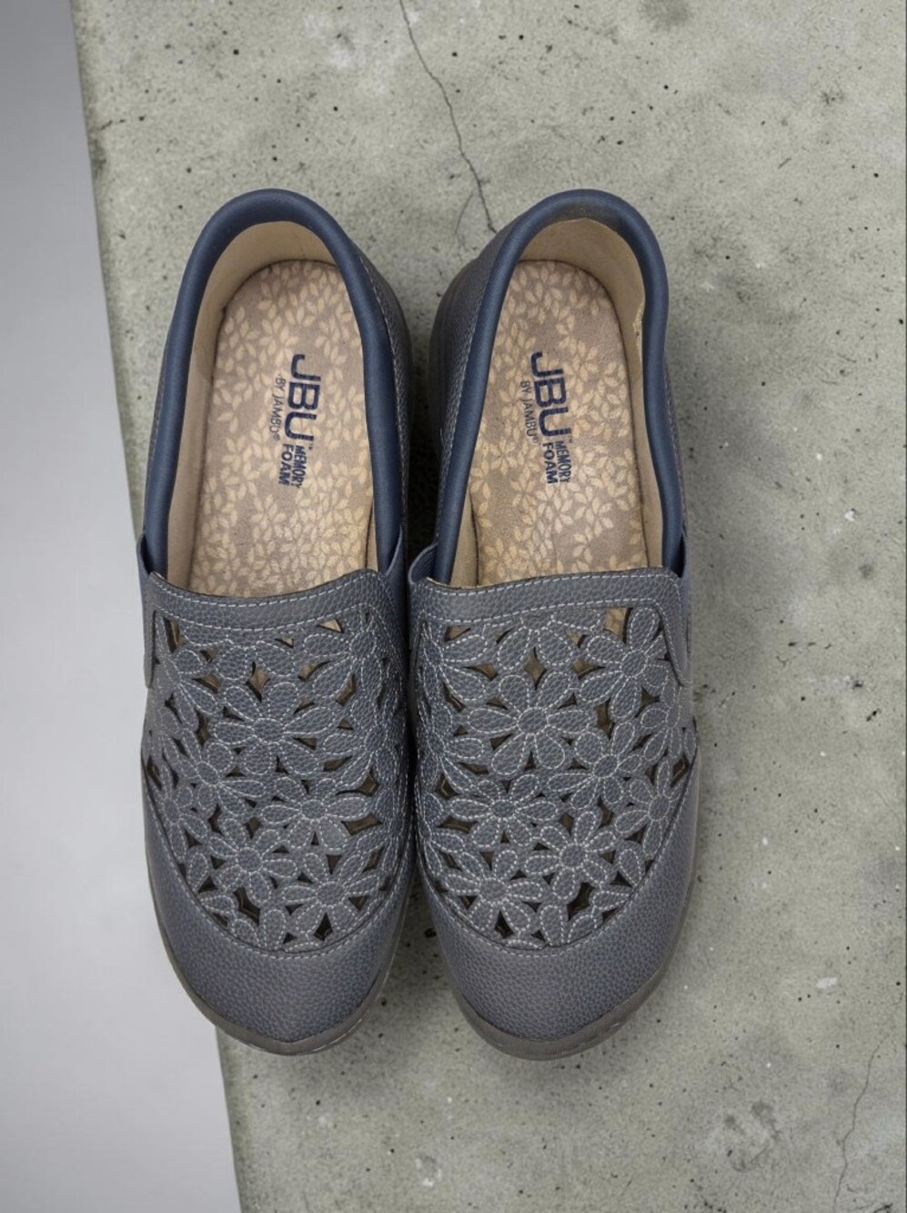 CUTE Women’s JBU By Jambu Wildflower Moc Flower Cut-Out Slip on Shoes SZ. 9 - Picture 3 of 12